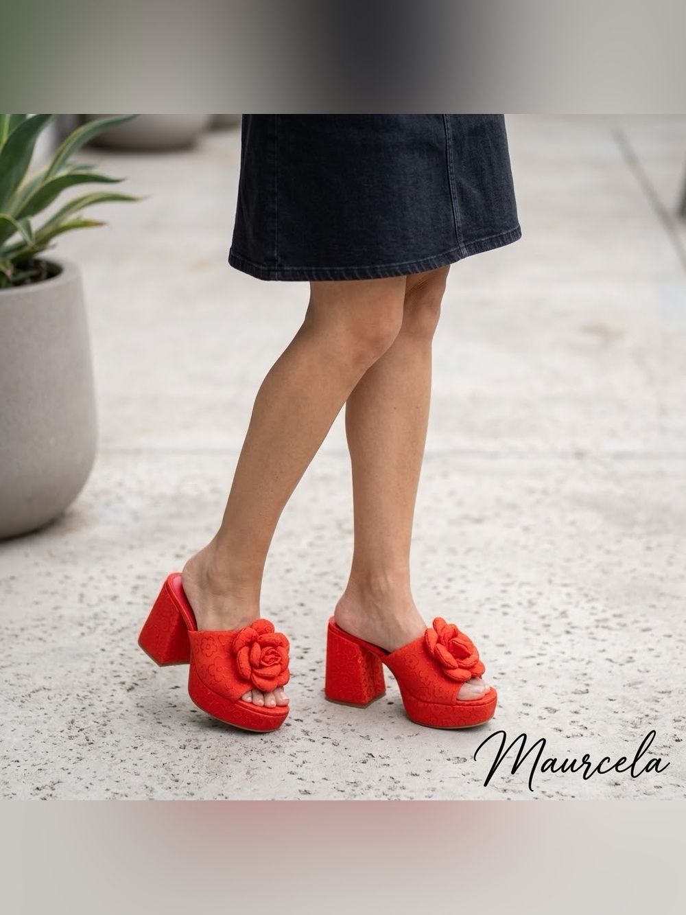 NWOT Gianni Bini Floral Fabric Platform Mules - Red / Size 6M
